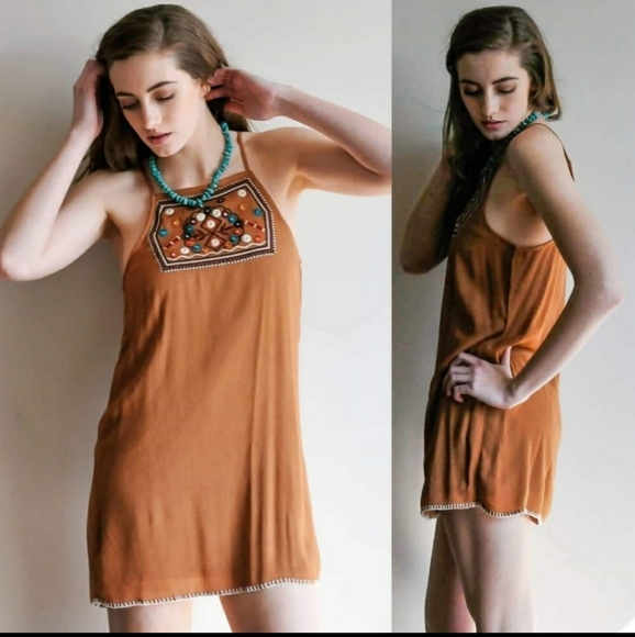 RELISTED Embroidered tawny tunic dress - Picture 3 of 5